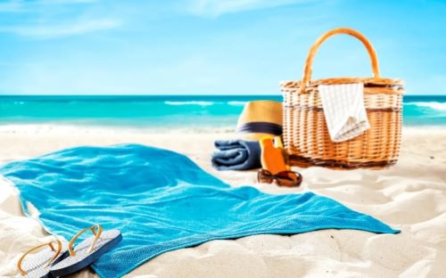 3 έξυπνα tips για να μην σκληρύνουν οι πετσέτες θαλάσσης