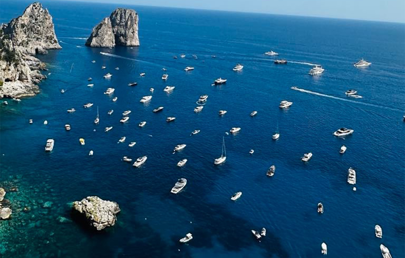 Capri – Costiera Amalfitana: Μία ακτογραμμή γεμάτη φως, χρώμα και άρωμα λεμονιού