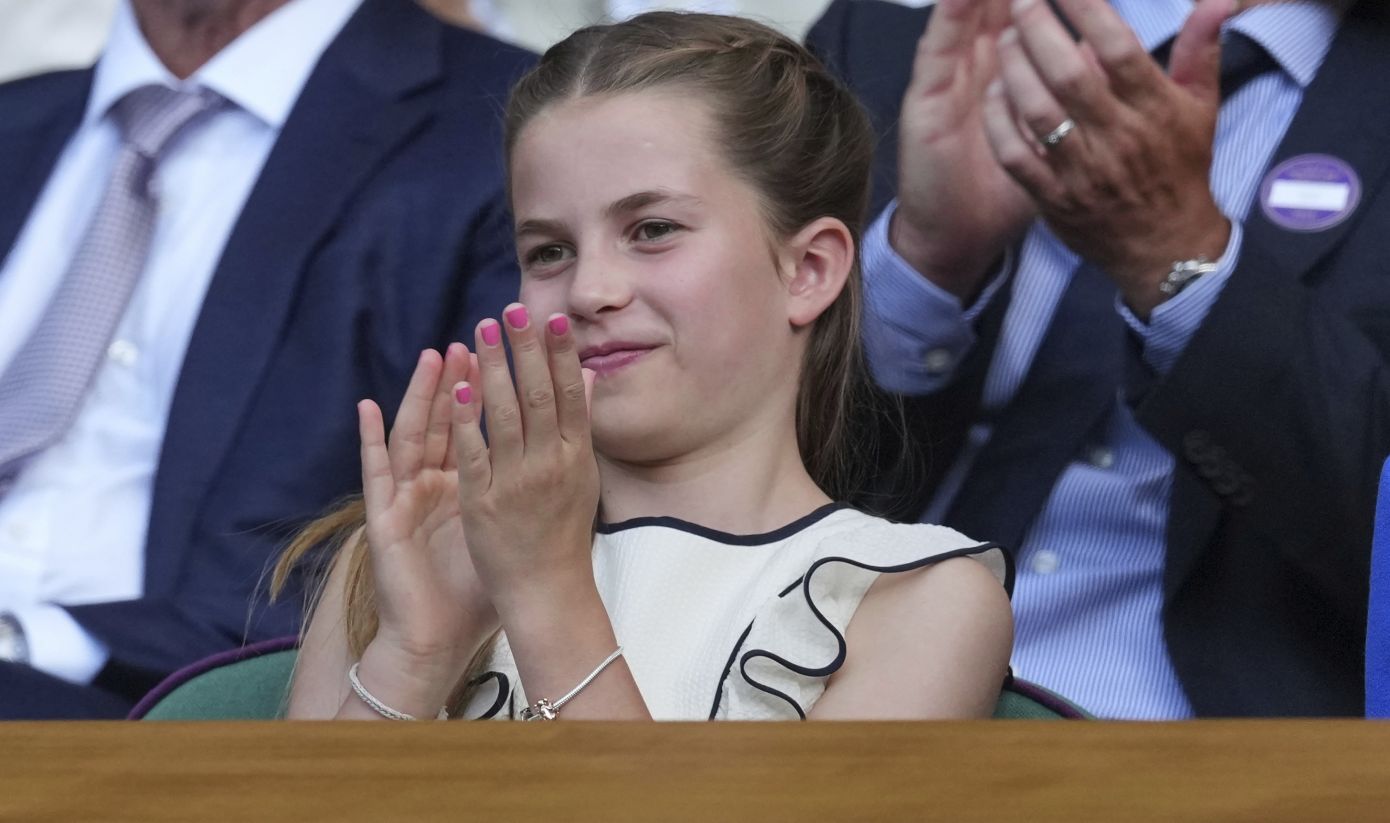 Το ροζ μανικιούρ της πριγκίπισσας Charlotte στο Wimbledon είναι μια μικρή επανάσταση στο βασιλικό beauty πρωτόκολλο