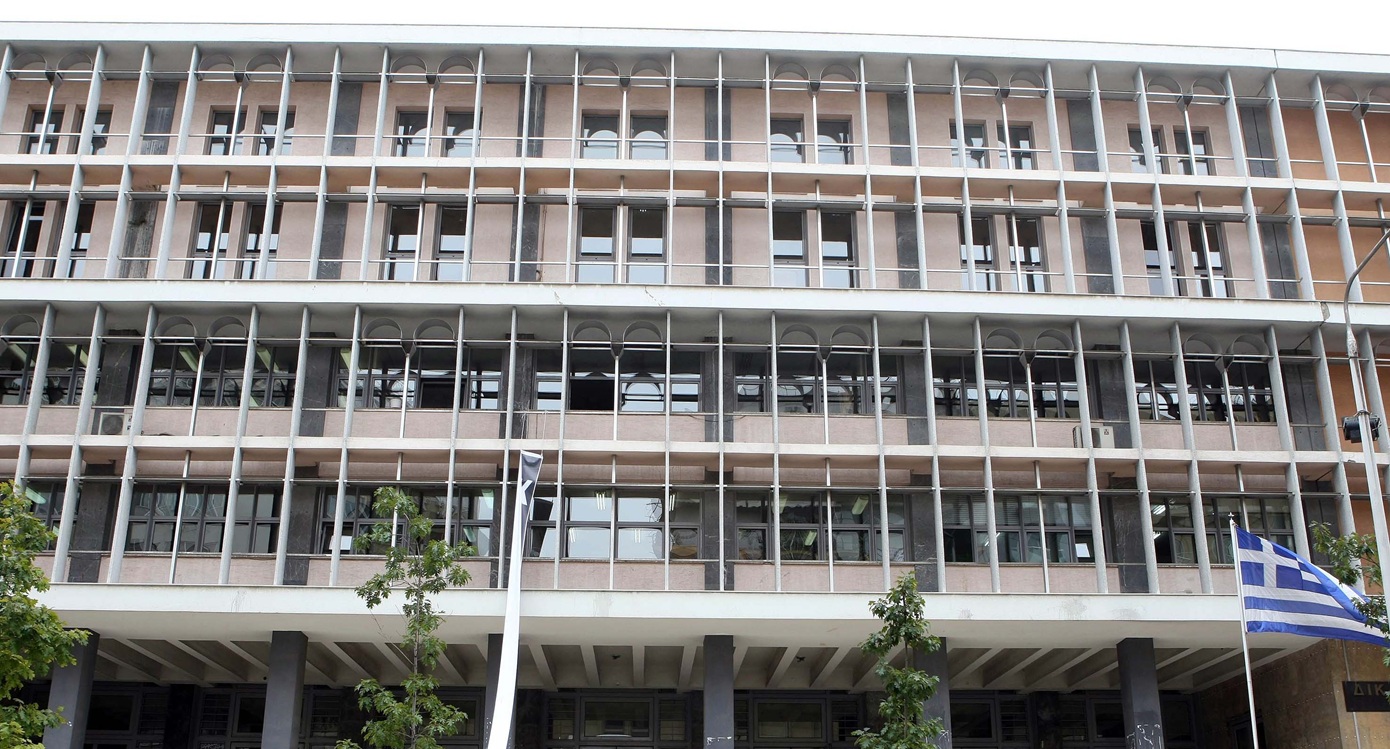 Θεσσαλονίκη: Μητέρα καταδικάστηκε για επίθεση στην ανήλικη κόρη της επειδή έβλεπε πορνό