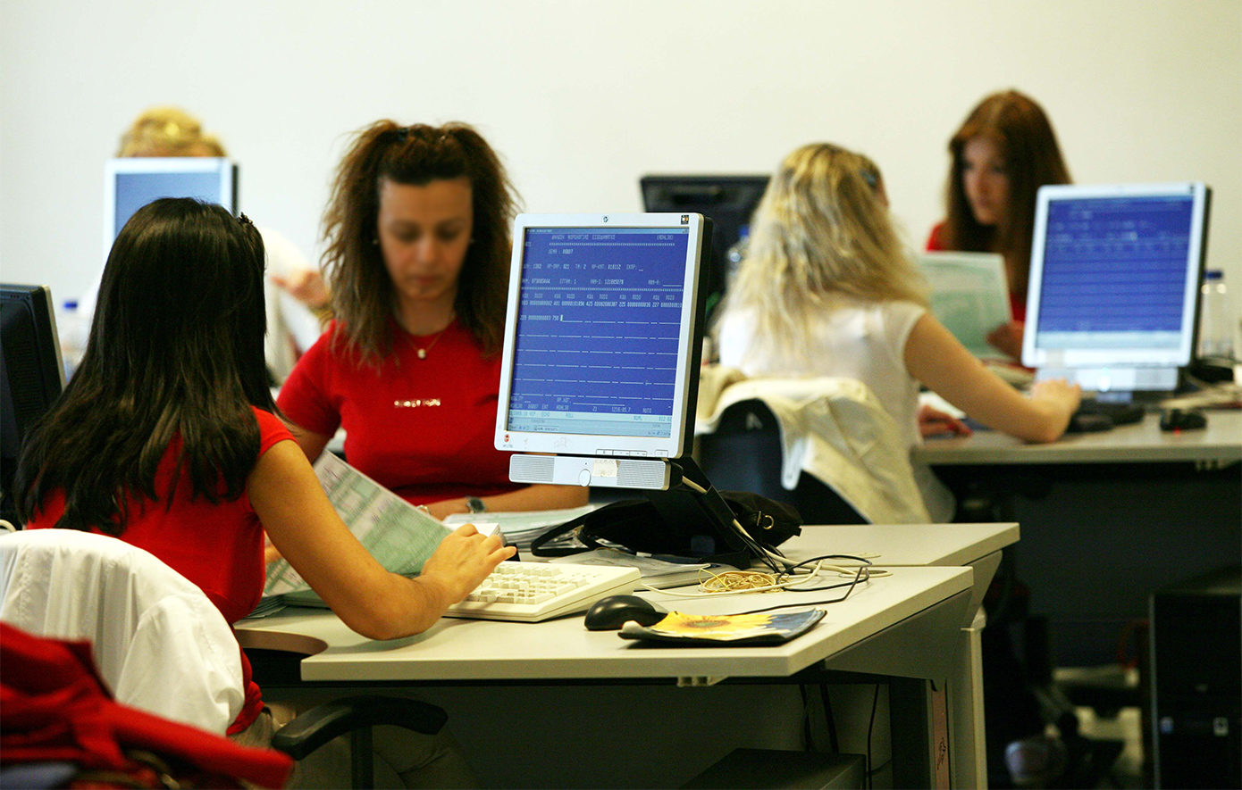 Τι ισχύει σήμερα με τη μονιμότητα στο Δημόσιο &#8211; Πότε απολύεται ένας δημόσιος υπάλληλος