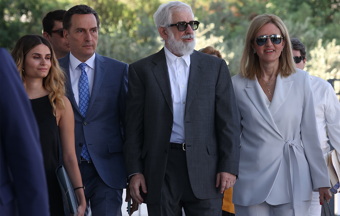Ένοχος ο Πέτρος Φιλιππίδης για δύο απόπειρες βιασμού &#8211; Ξέσπασαν σε κλάματα οι γυναίκες που τον κατήγγειλαν