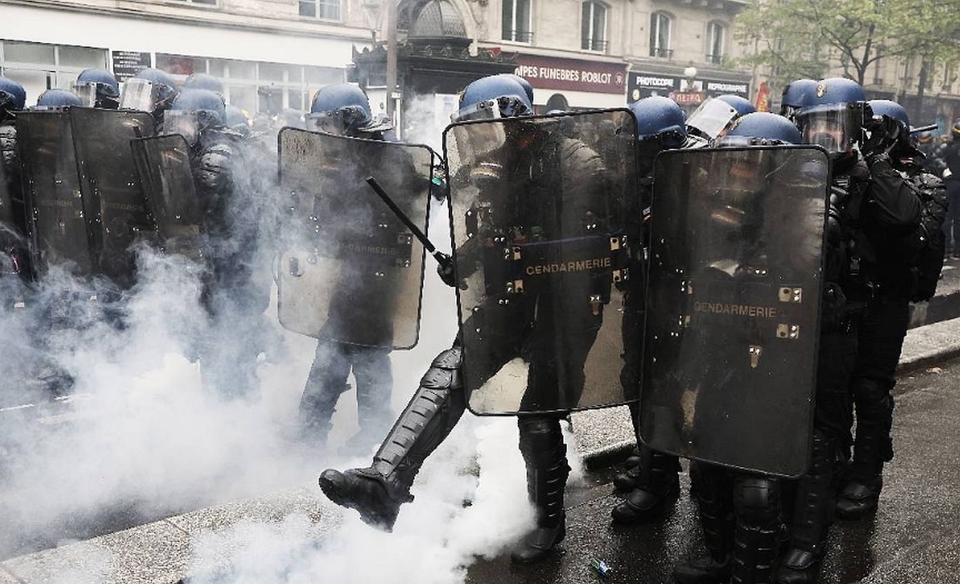 Γαλλία: Ταραχές στο Μπεζιέρ &#8211; Ένας αστυνομικός τραυματίστηκε, διαμέρισμα κάηκε ολοσχερώς