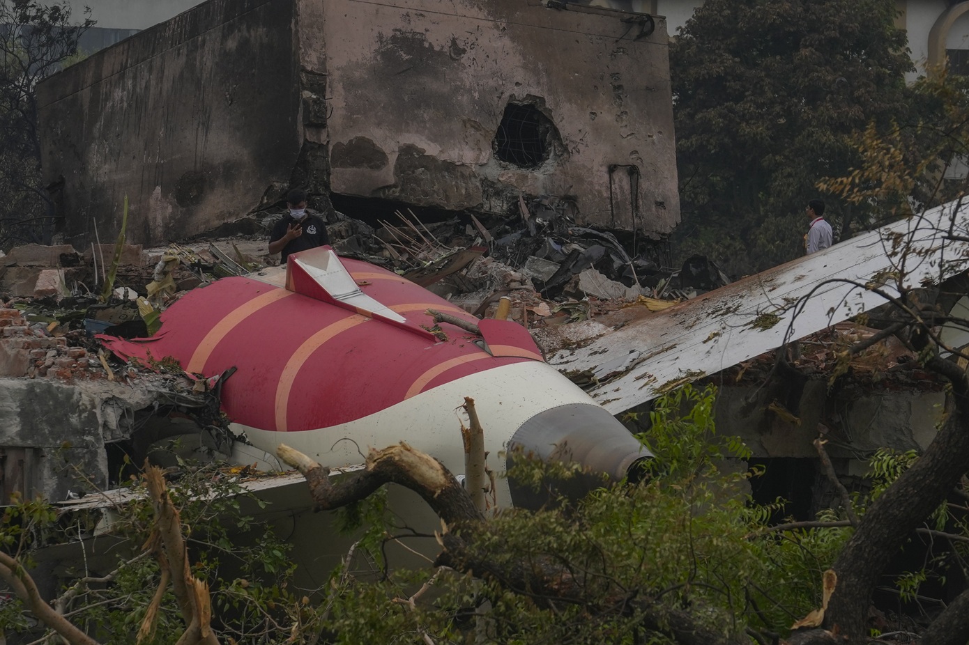 Το λάθος που οδήγησε στην τραγωδία της Air India – Φέρεται να διακόπηκε η παροχή καυσίμου στους κινητήρες