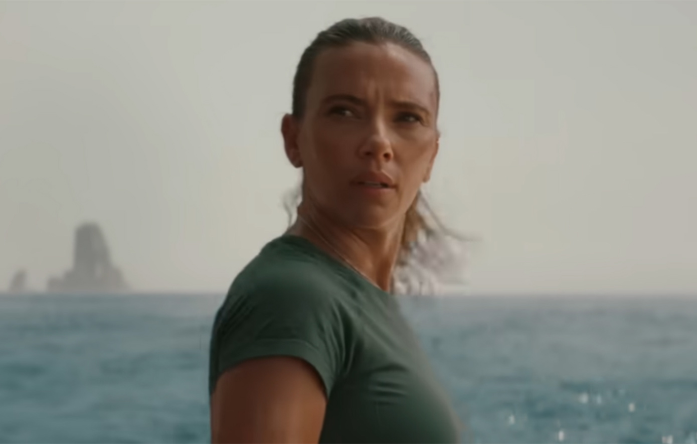 Νέες ταινίες: Πρεμιέρα για το «Jurassic World: Αναγέννηση» με τη Σκάρλετ Γιόχανσον να τα βάζει με τους δεινόσαυρους