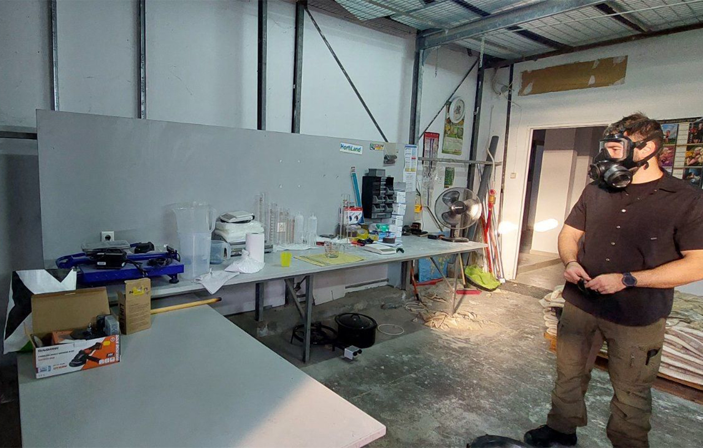 Έφοδοι του ελληνικού FBI σε σπίτια στην Αττική για μεγάλο κύκλωμα κοκαΐνης