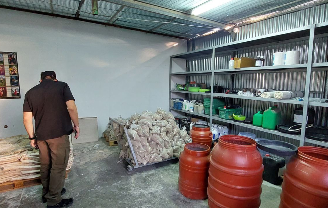 Έφοδοι του ελληνικού FBI σε σπίτια στην Αττική για μεγάλο κύκλωμα κοκαΐνης