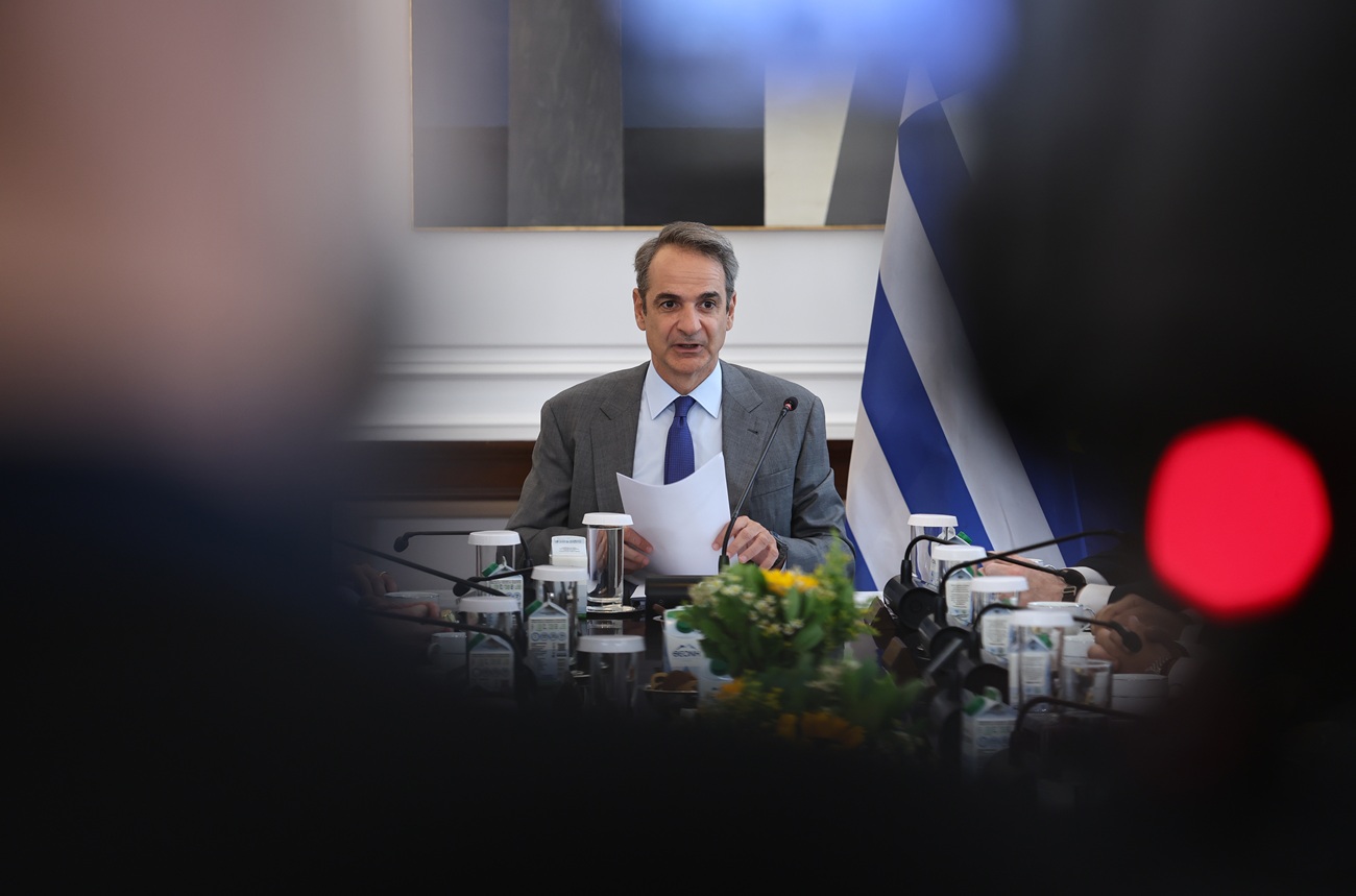 Η παρτίδα σκάκι του Κυριάκου Μητσοτάκη, τα λευκά πιόνια και η πρωτοβουλία κινήσεων