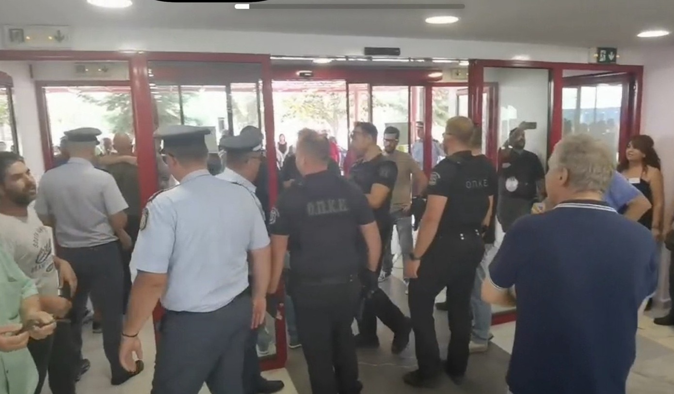 Ένταση κατά τη διάρκεια των εγκαινίων του ΤΕΠ στο νοσοκομείο Λαμίας