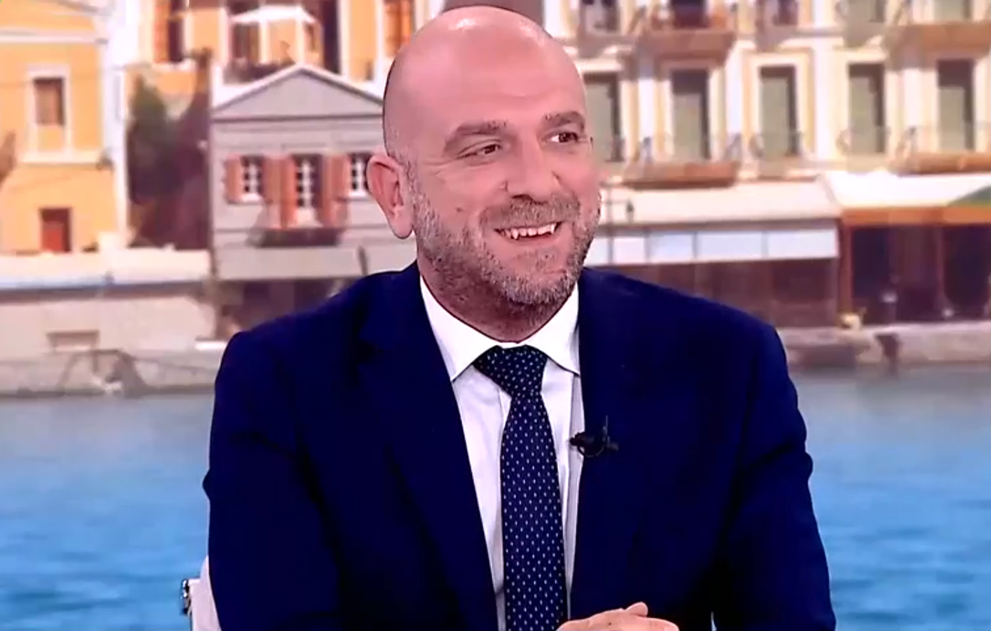 Μάνος Λογοθέτης για μεταναστευτικό: Δεν περιποιεί τιμή αυτή η εικόνα &#8211; Χρειάζεται μια δομή που να έχει ανθρώπινες συνθήκες