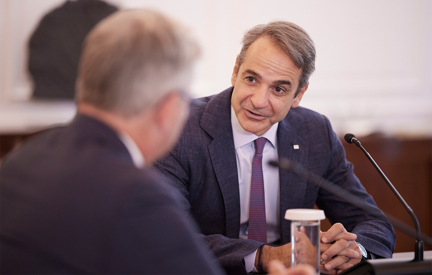 Μητσοτάκης σε επίτροπο μετανάστευσης: Οι Αρχές της ανατολικής Λιβύης οφείλουν να αναλάβουν δράση για να μειωθούν οι ροές προς την Ελλάδα