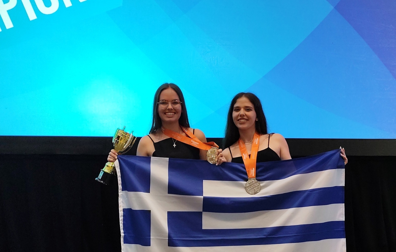 Δυο 17χρονες Ελληνίδες στην κορυφή του κόσμου στον παγκόσμιο διαγωνισμό πληροφορικής της Microsoft