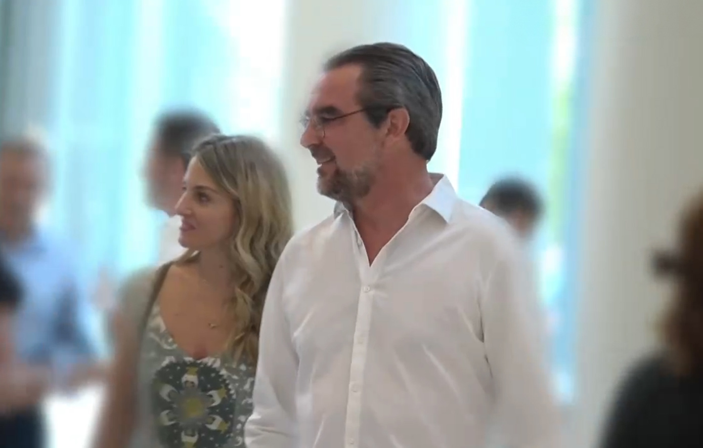 Νικόλαος Ντε Γκρες – Χρυσή Βαρδινογιάννη: Νέα δημόσια εμφάνιση στην εκδήλωση των Αντετοκούνμπο