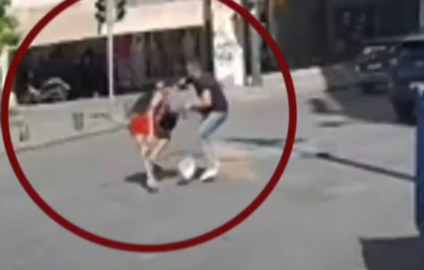 Απίστευτο περιστατικό στην Ομόνοια: Τουρίστας ρώτησε ταξιτζή αν είναι ασφαλής περιοχή και μετά από δευτερόλεπτα&#8230; τον έκλεψαν