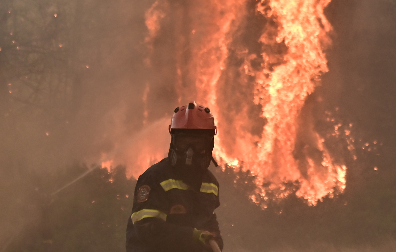 Μεγάλη φωτιά καίει στο Κιλκίς &#8211; Πέρασε στην Ελλάδα από τη Βόρεια Μακεδονία