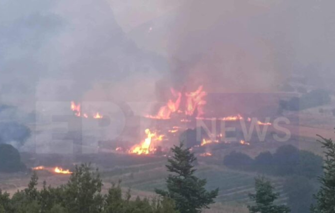 Φωτιά στα Κτίσματα Ιωαννίνων &#8211; Μήνυμα από το 112 για εκκένωση