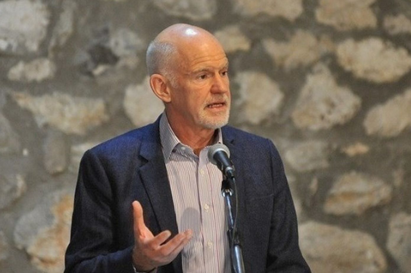 Γιώργος Παπανδρέου: «Το προσφυγικό δε λύνεται με τα αντισυνταγματικά μέτρα που λαμβάνει η κυβέρνηση»