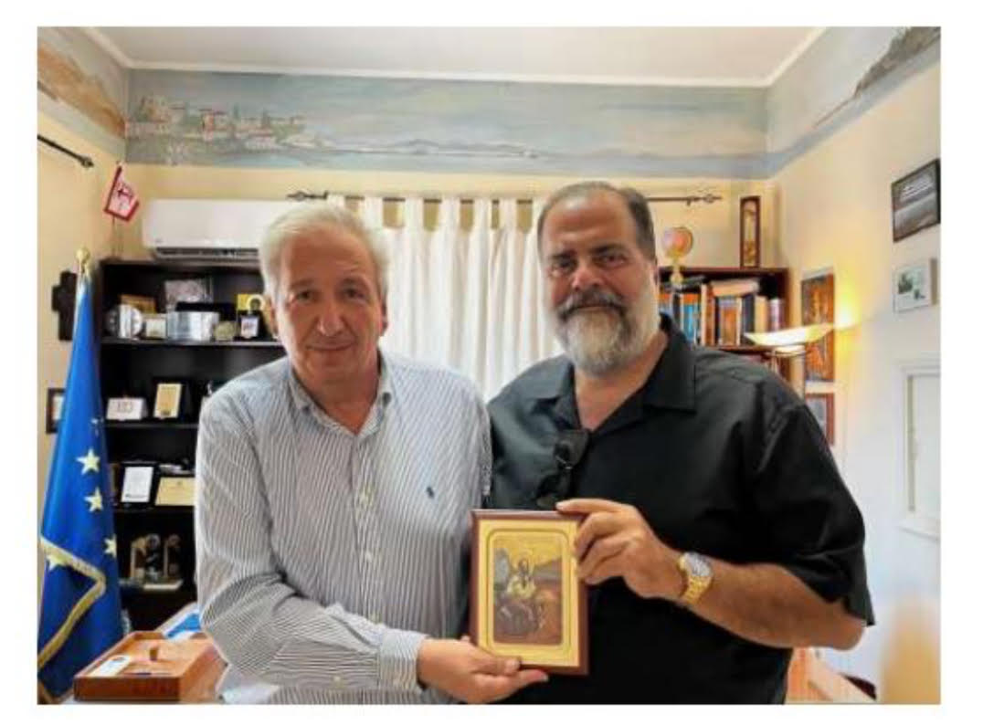 Μεγάλη δωρεά του Νικόλα Διαμ. Πατέρα στον Ιερό Καθεδρικό Ναό Αγίου Νικολάου Οινουσσών