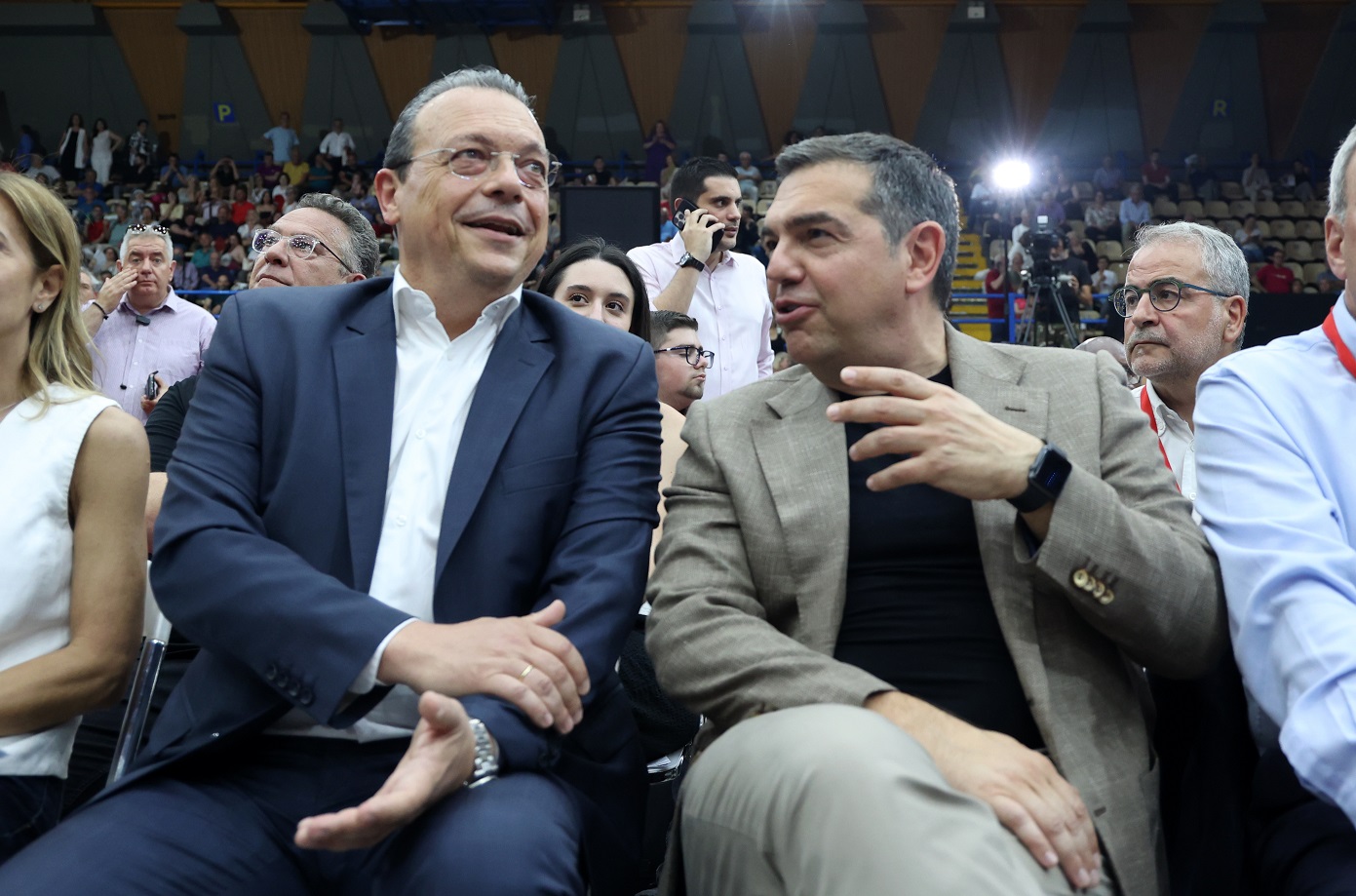 Ο Τσίπρας σταμάτησε να δέχεται επισκέψεις | Θα γίνει συνιστώσα ο Φάμελλος | Πότε θα έρθει η Κίμπερλι Γκίλφοϊλ στην Ελλάδα