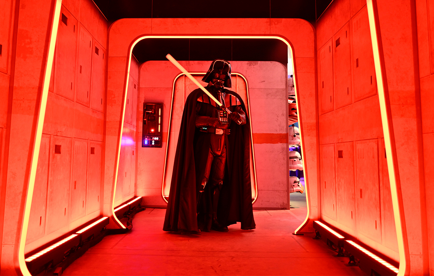 Σε δημοπρασία πωλείται το φωτόσπαθο του Darth Vader από το Star Wars &#8211; Πόσο αξίζει