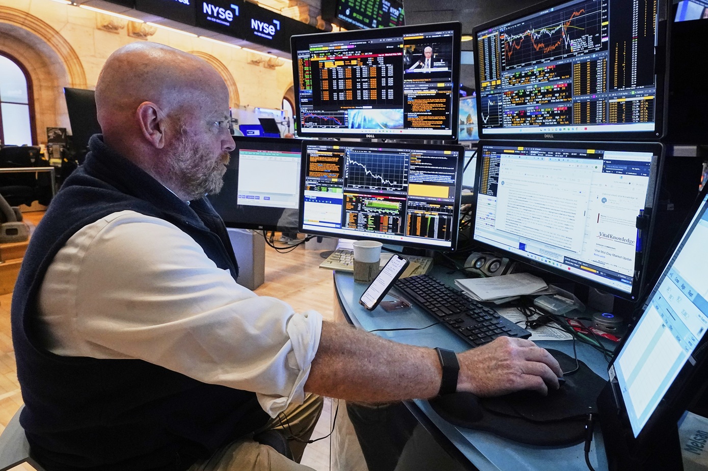 Wall Street: Διπλό ρεκόρ για S&amp;P 500 και Nasdaq σε νέα ιστορικά επίπεδα