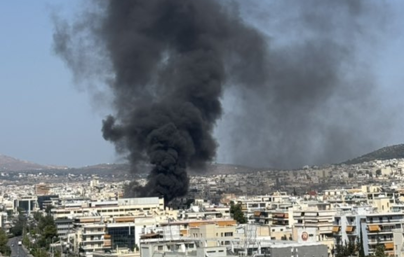Υπό έλεγχο η φωτιά σε ιδιωτική κλινική στον Χολαργό &#8211; Εκκενώθηκε πτέρυγα του κτιρίου