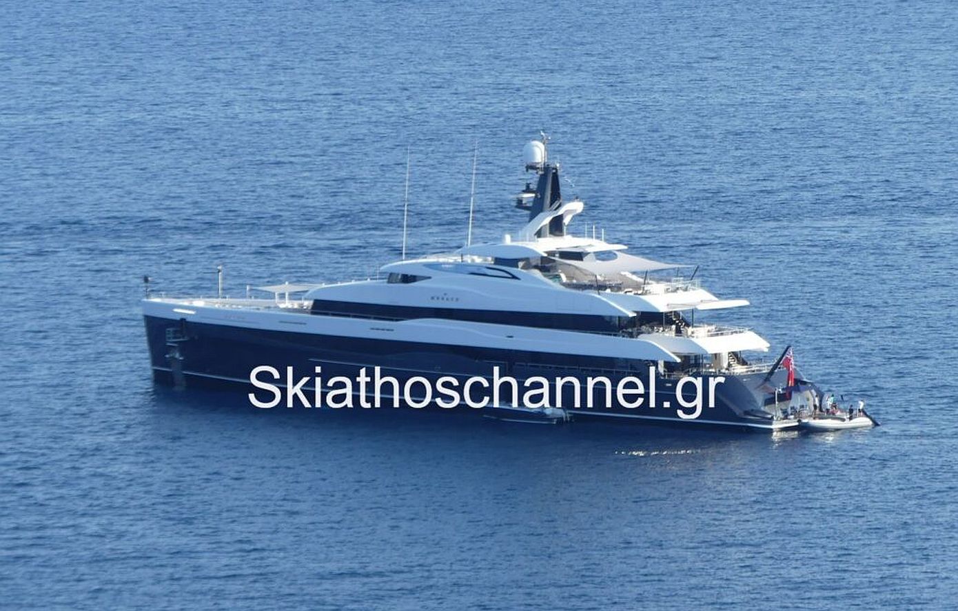 Ο Ρούπερτ Μέρντοχ στη Σκιάθο με την υπερπολυτελή θαλαμηγό του