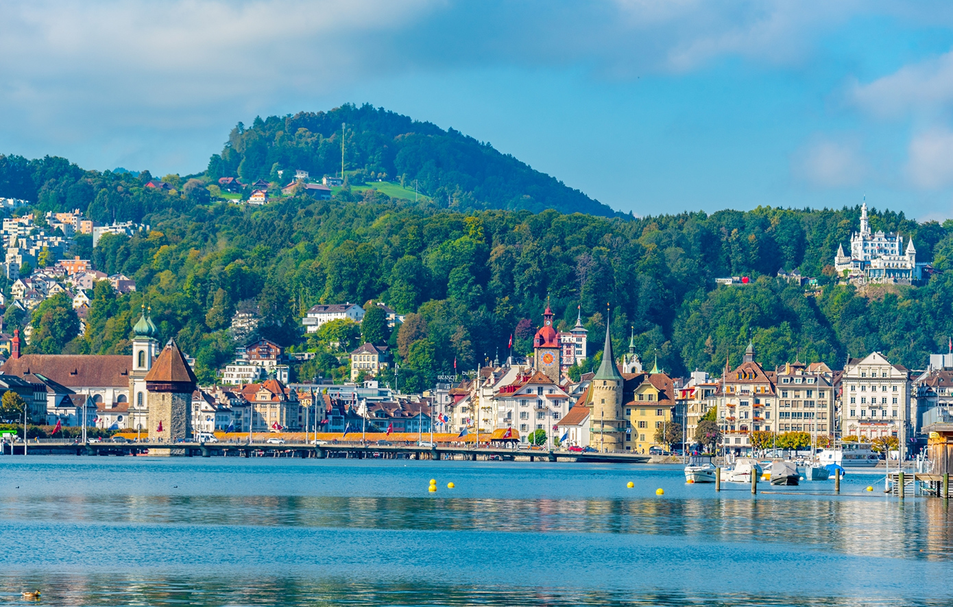 Σε αυτή τη ρομαντική πόλη της Ελβετίας, θα κάνετε πρόταση γάμου που θα μείνει αξέχαστη
