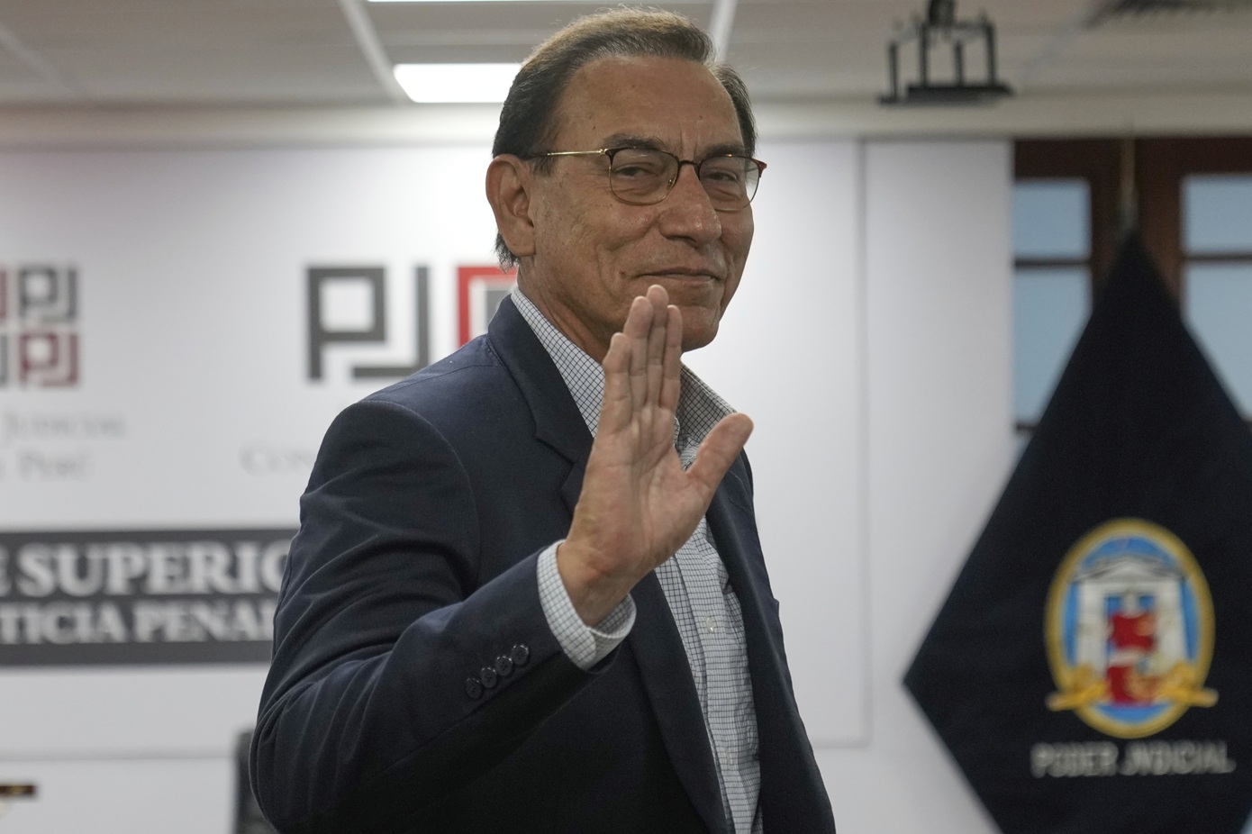 Ο Μαρτίν Βισκάρα προφυλακίζεται εν μέσω δίκης για υπόθεση διαφθοράς στο Περού