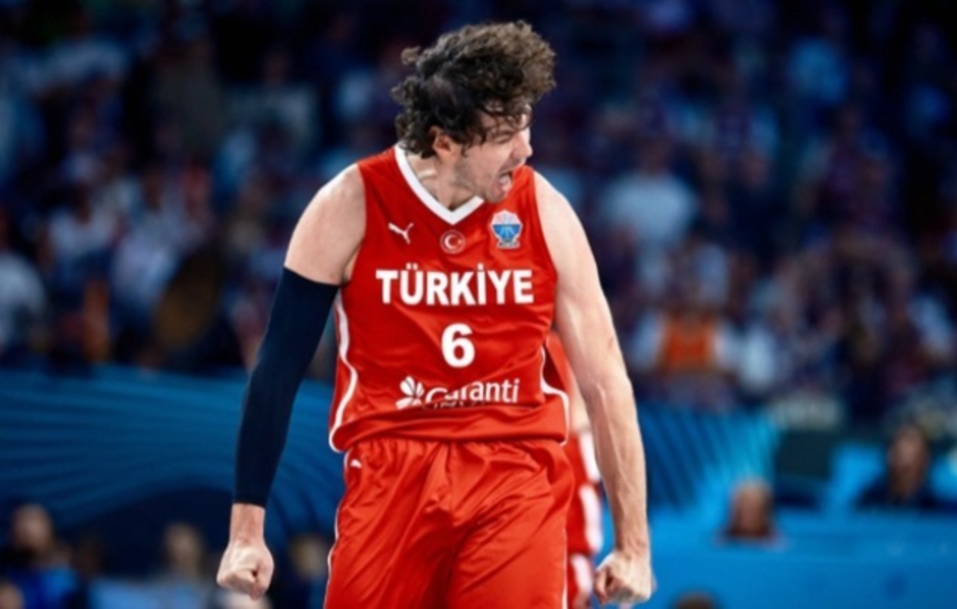 EuroBasket 2025: Εύκολη νίκη της Τουρκίας επί της Λετονίας με ηγέτη Όσμαν