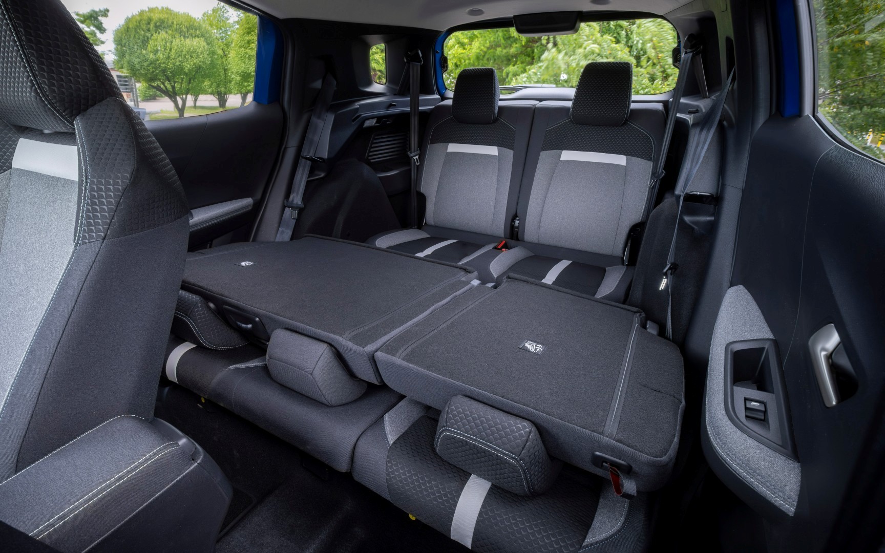 Opel Frontera: Ακόμη πιο πρακτικό με 7θέσια έκδοση Opel Frontera: Ακόμη πιο πρακτικό με 7θέσια έκδοση