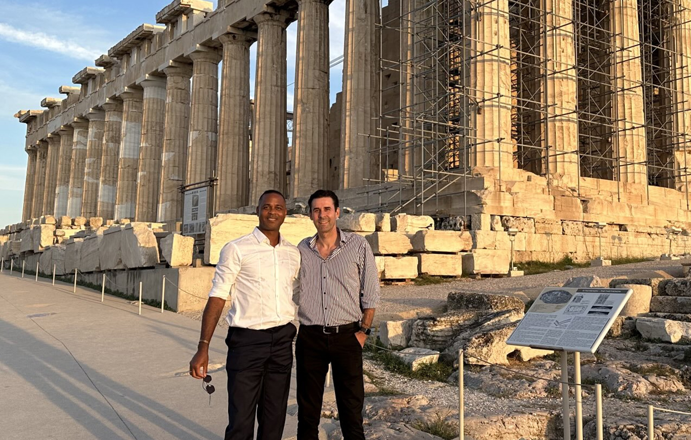 Ο Βασίλης Τσιάρτας έκανε πράξη την επιθυμία του Κλάιφερτ και τον ξενάγησε στην Ακρόπολη &#8211; «Όταν φύγαμε ήταν μαγεμένος»