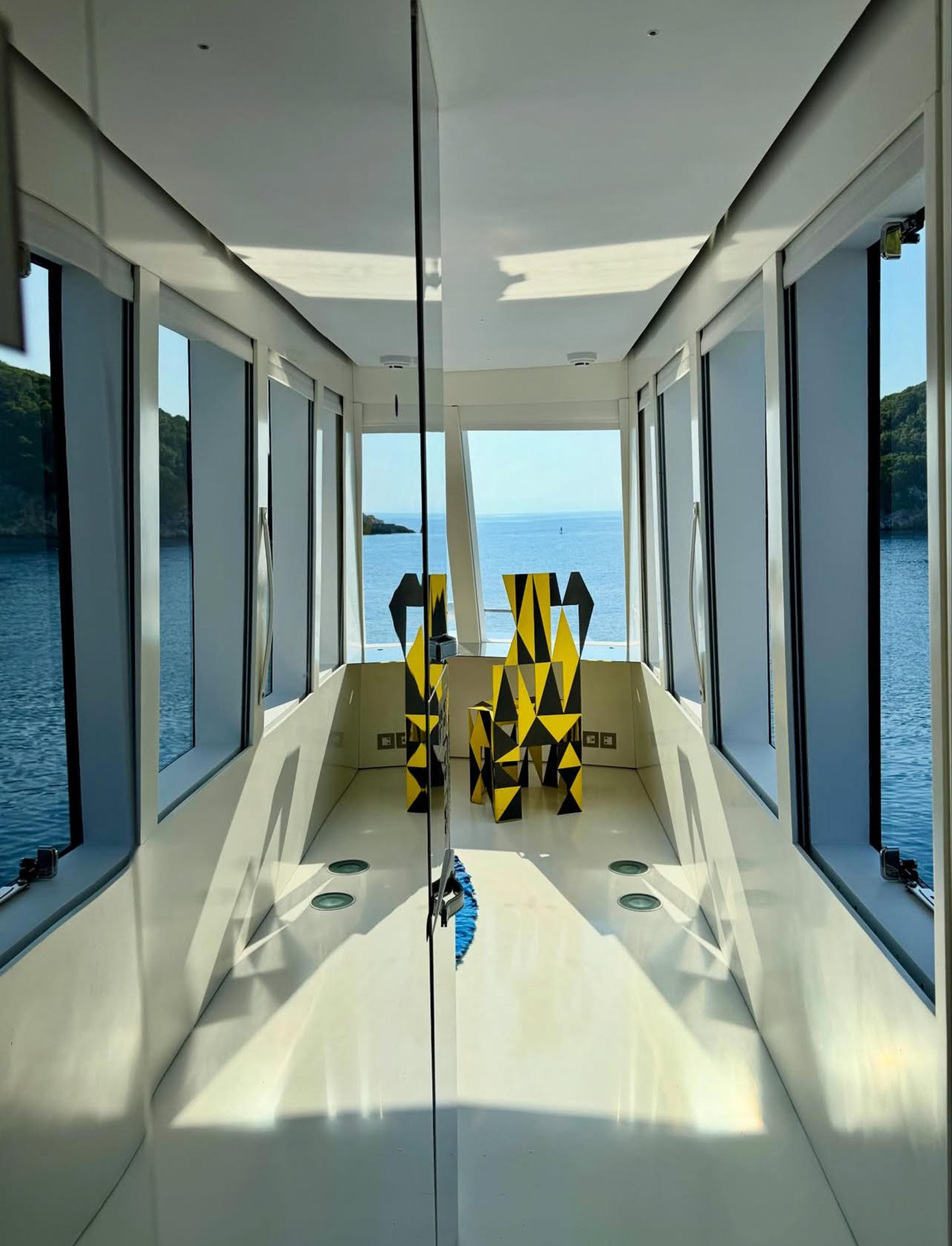 Θαλαμηγός έργο τέχνης Θαλαμηγός έργο τέχνης