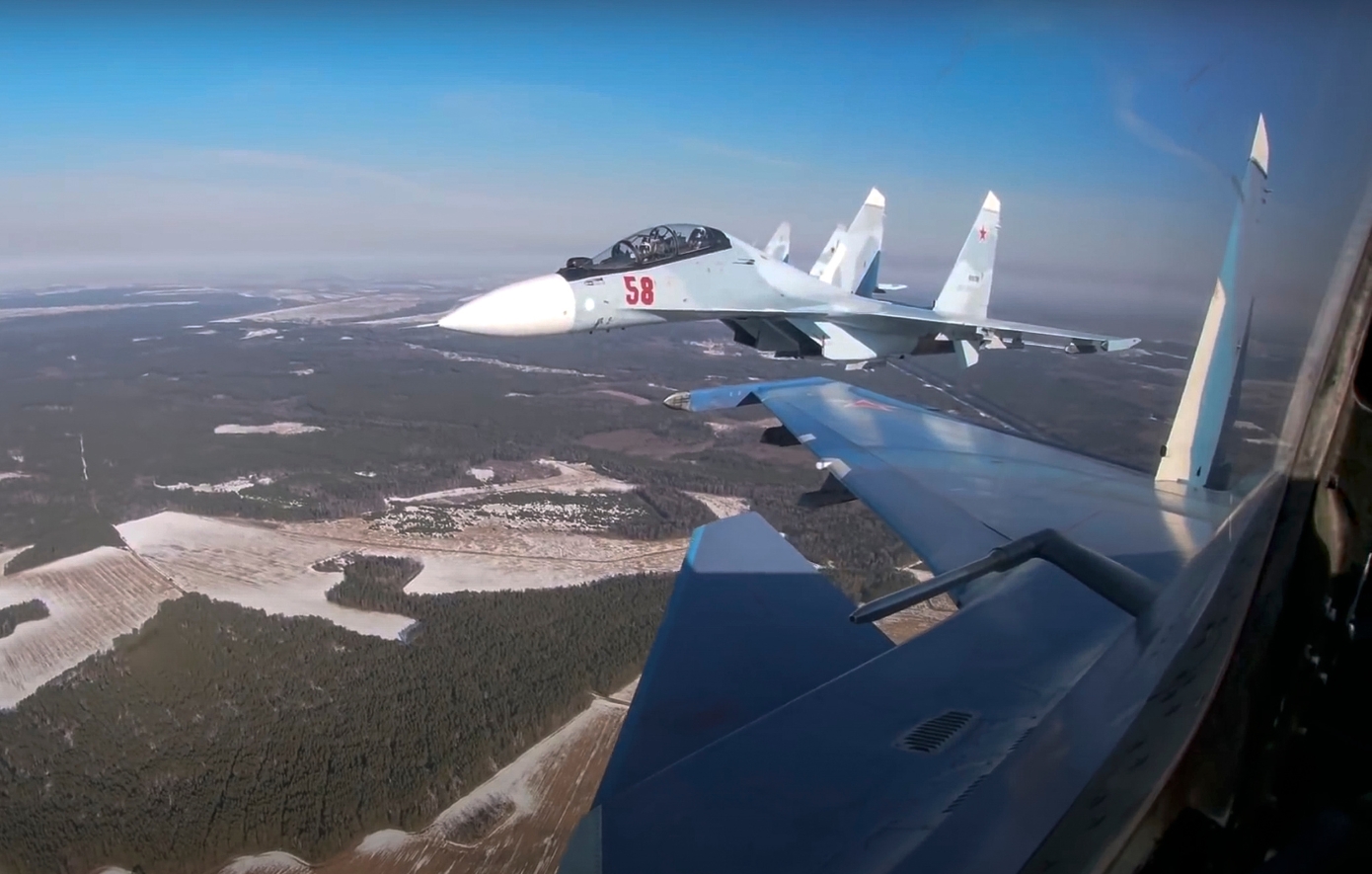 Ένα ρωσικό Su-30 ανακοίνωσε πως κατέστρεψε η Ουκρανία