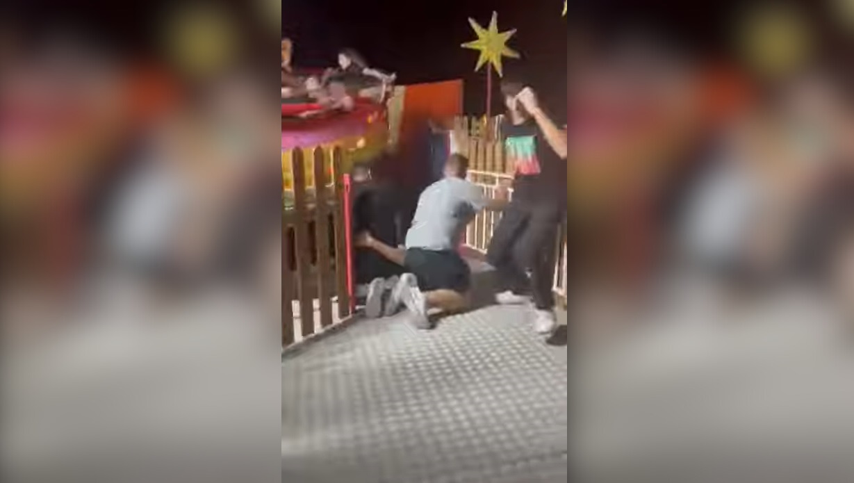 Σοβαρό ατύχημα σε λούνα παρκ στη Ρόδο: Έσπασε κάθισμα στο «ταψί» και εκσφενδονίστηκαν τέσσερις νεαροί &#8211; Δείτε βίντεο