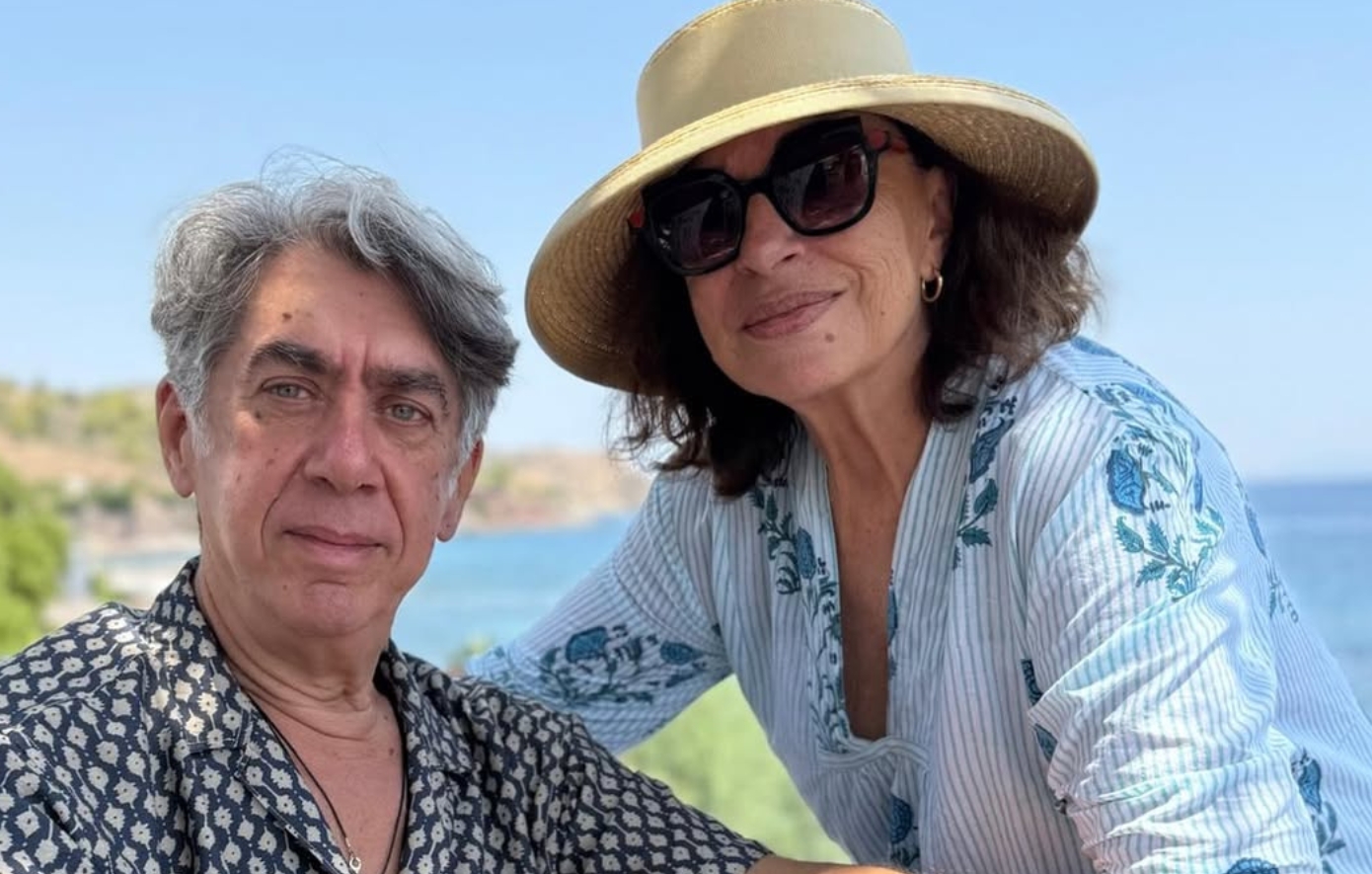 «Το καλοκαίρι χωρίς φίλους δεν λέει» &#8211; Η Χάρις Αλεξίου κάνει διακοπές με τον Κώστα Μπερικόπουλο