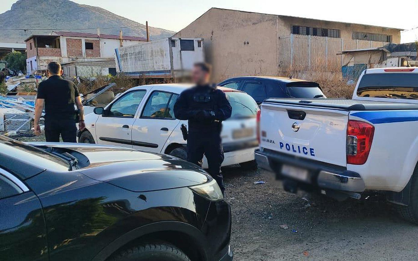 Φωτογραφίες και βίντεο από την μεγάλη αστυνομική επιχείρηση στον Ασπρόπυργο &#8211; 17 συλλήψεις μετά τους πυροβολισμούς