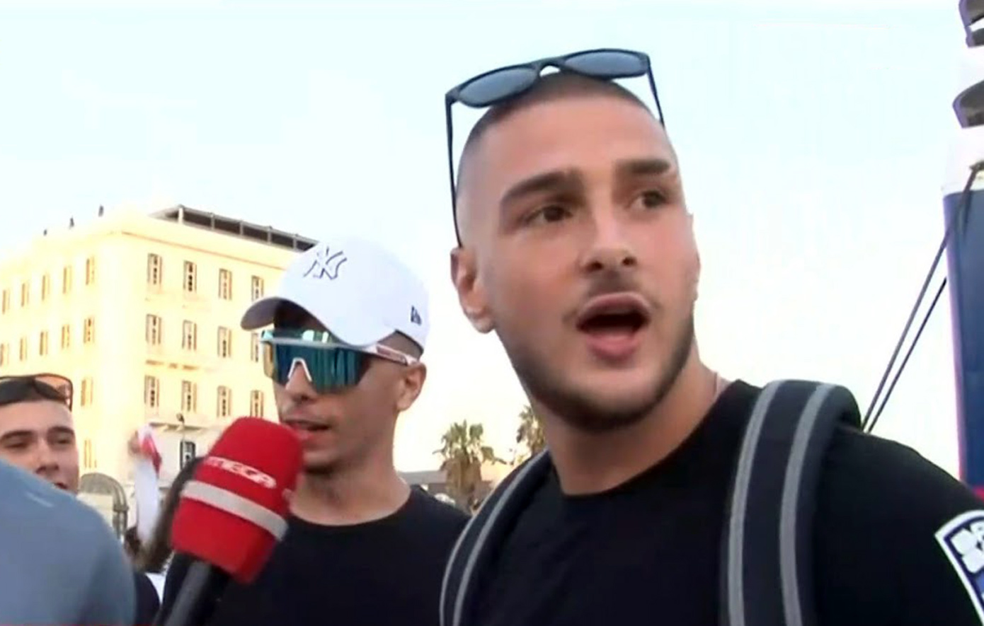 Επική ατάκα νεαρού για το πώς θα περάσει τις νύχτες των διακοπών του στην Πάρο: «Νομίζω&#8230; κάτι που δεν πρέπει να πούμε στην κάμερα»