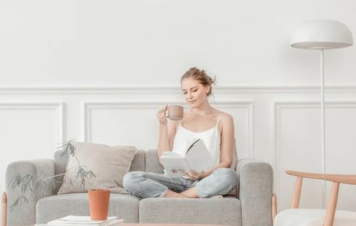 Kρατήστε το σπίτι σας δροσερό με φυσικό τρόπο: 8 tips που κάνουν τη διαφορά