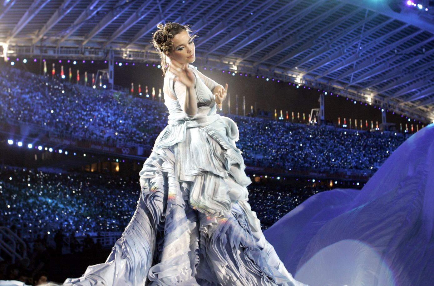 H κόρη της Björk, Ísadóra Bjarkardóttir Barney,περπάτησε στην πασαρέλα στο πλαίσιο της Εβδομάδας Μόδας της Κοπεγχάγης
