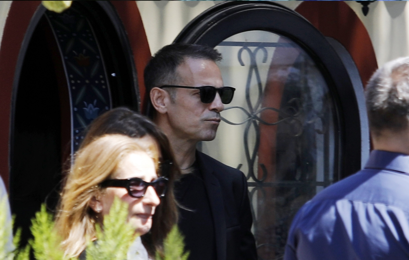 Ντέμης Νικολαϊδης κηδεία Ντέμης Νικολαϊδης κηδεία