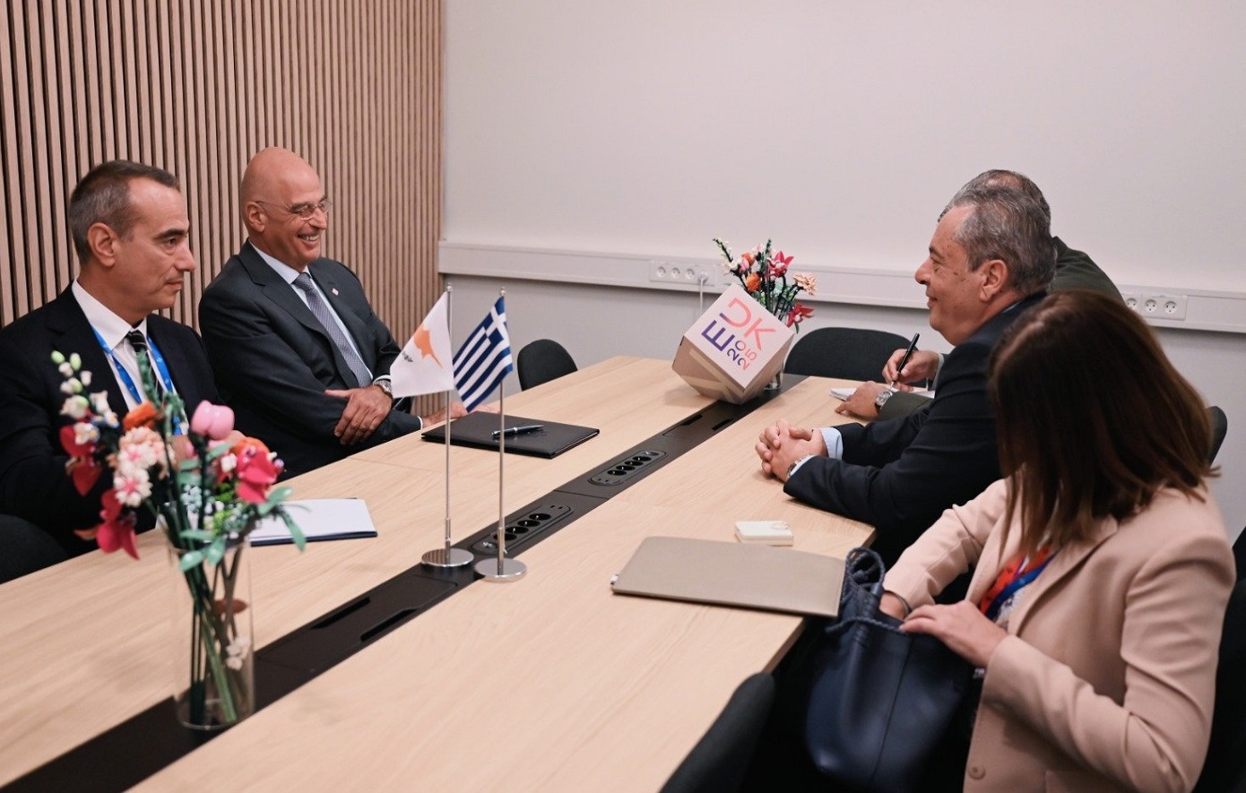 Δένδιας από Κοπεγχάγη: Συζητήσαμε για την ενίσχυση της αμυντικής συνεργασίας σε διάφορους τομείς