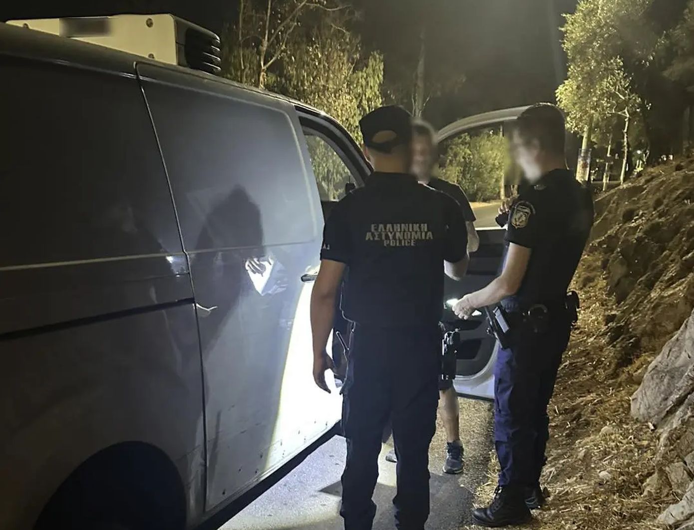 Μπλόκα στην Αττική: Ντελιβεράδες οδηγούσαν χωρίς άδεια οδήγησης &#8211; Αφαιρέθηκαν 11 άδειες κυκλοφορίας, ακινητοποιήθηκαν 11 οχήματα
