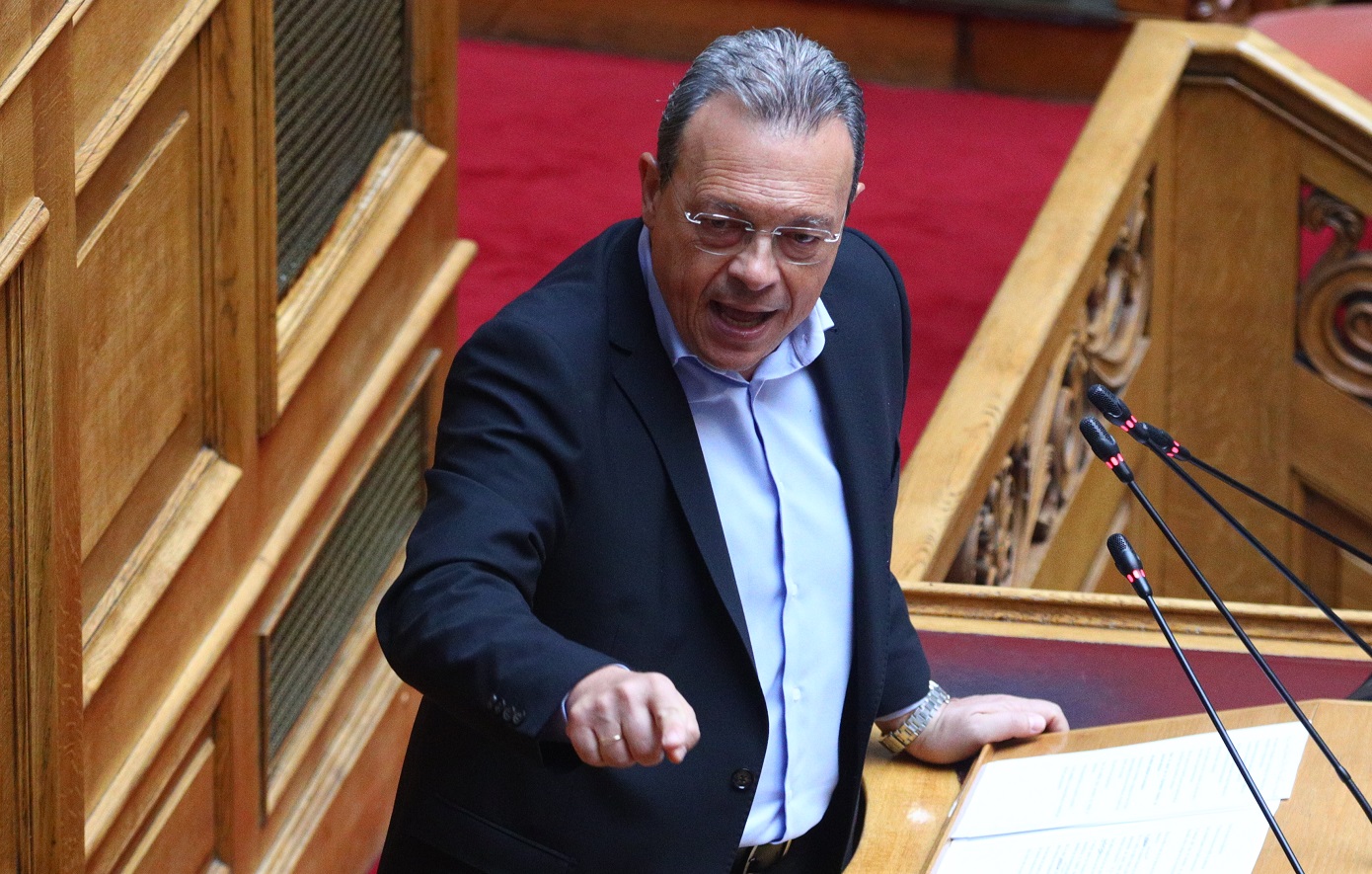 Φάμελλος: «Για ποια μέτρα μείωσης της γραφειοκρατίας μιλάει ο πρωθυπουργός, γι’ αυτά υπέρ των &#8220;γαλάζιων ακρίδων&#8221;;»