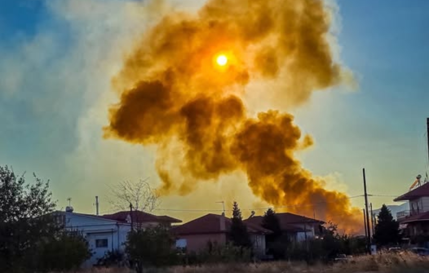 Φωτιά στην περιοχή Ήφαιστος Κομοτηνής &#8211; Επιχειρούν δύο αεροσκάφη, εστάλη 112 για ετοιμότητα