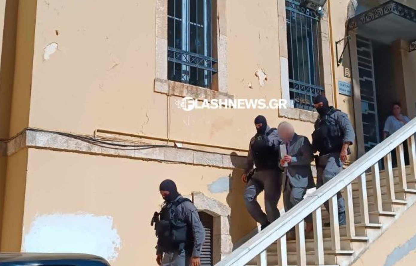 Ο γιατρός στην κατασκήνωση στα Χανιά κατηγορείται και για ασέλγεια σε αγοράκι 11 ετών