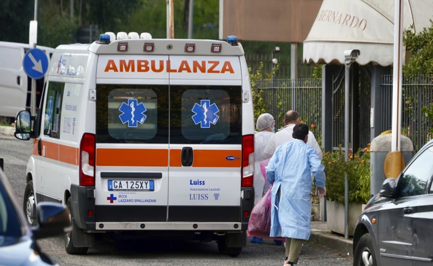Συναγερμός στην Ιταλία: Τρεις νεκροί από αλλαντίαση λόγω μολυσμένων τροφίμων &#8211; Είχαν φάει σάντουιτς σε καντίνα
