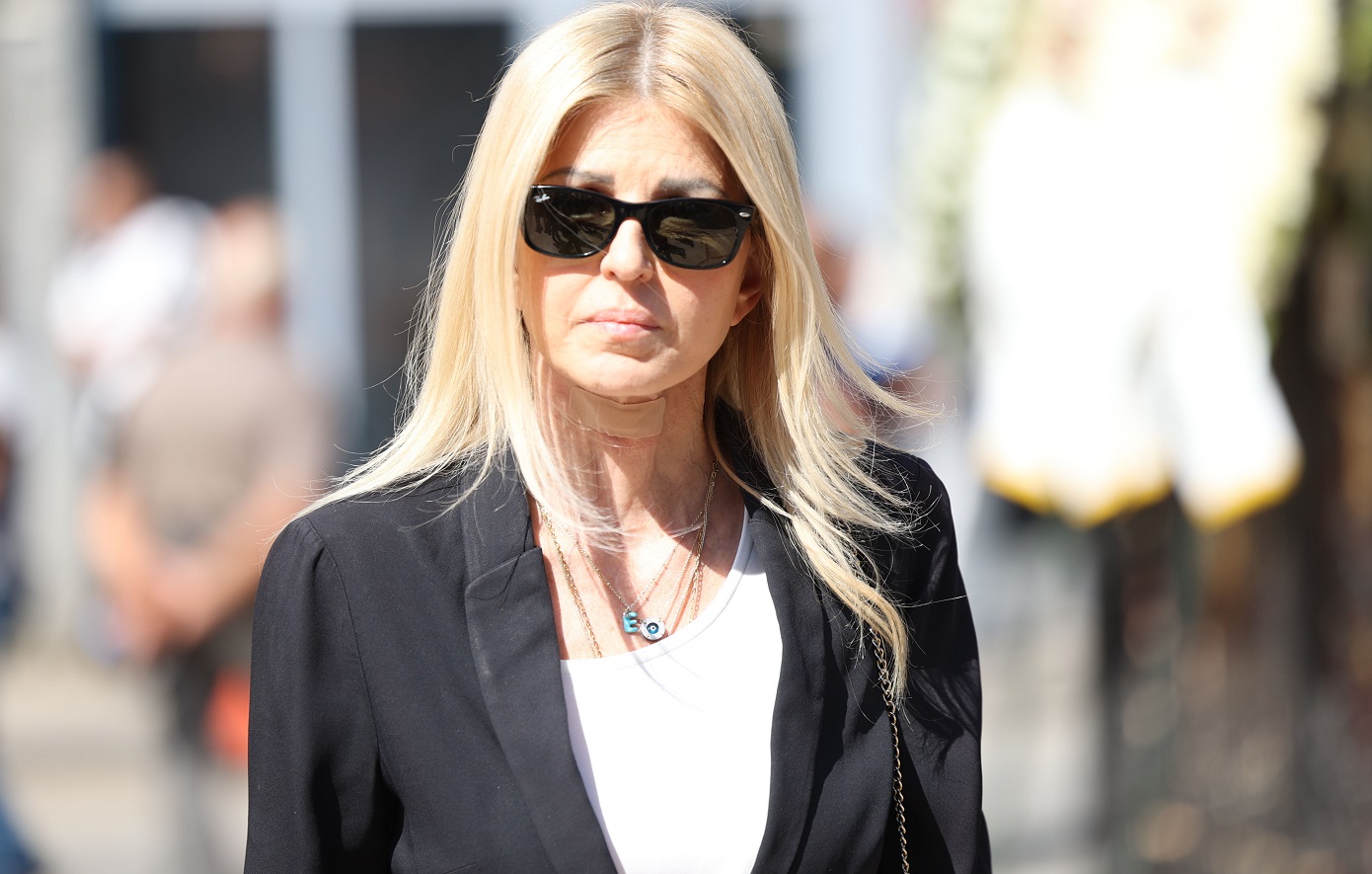 Η Έλενα Ράπτη Η Έλενα Ράπτη