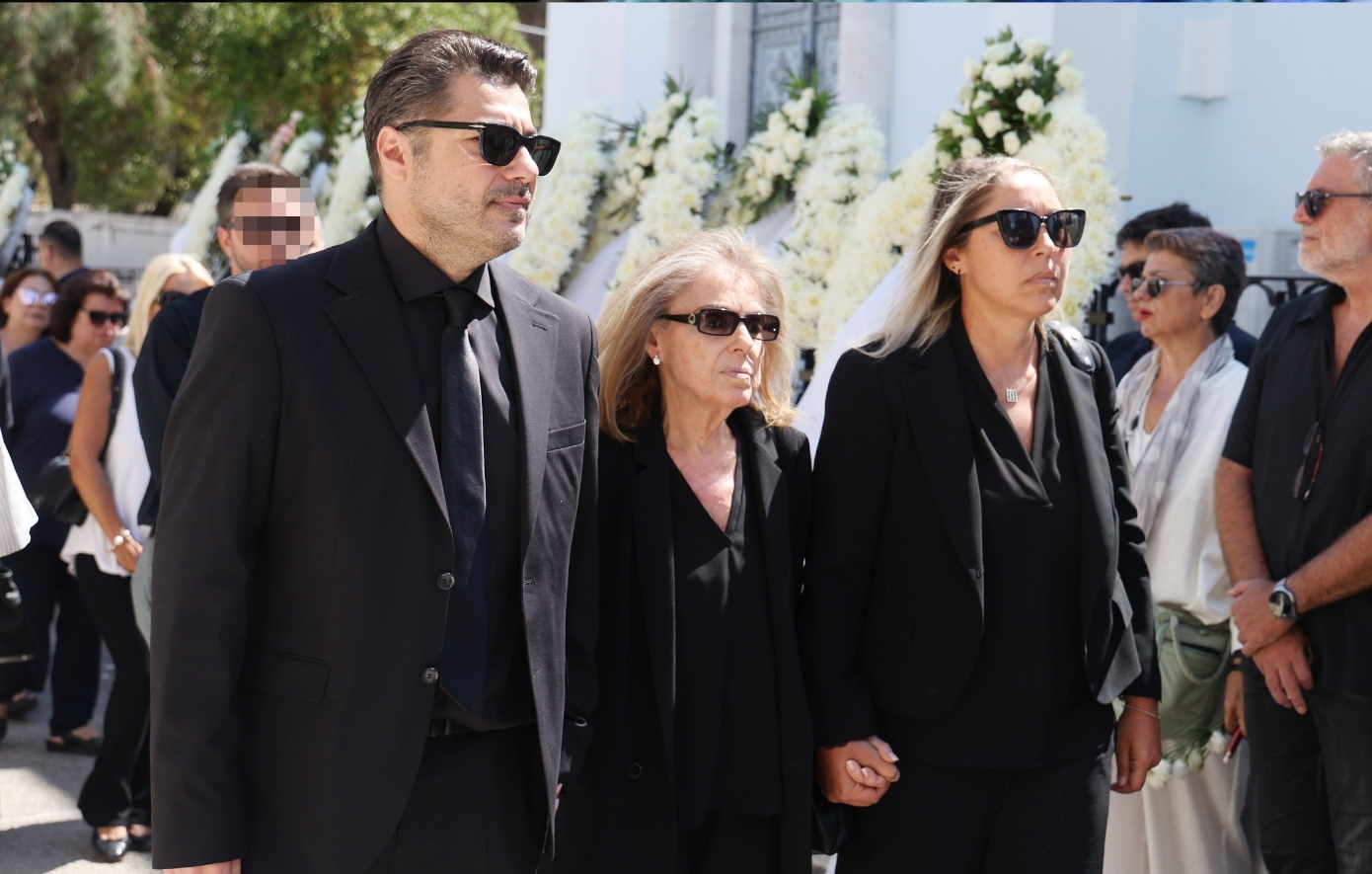 Λάμπρος Κωνσταντάρας για τον πατέρα του: Μακάρι να επέστρεφε για λίγο, να άκουγε όλα αυτά που είπαν για αυτόν κι ας έφευγε ξανά