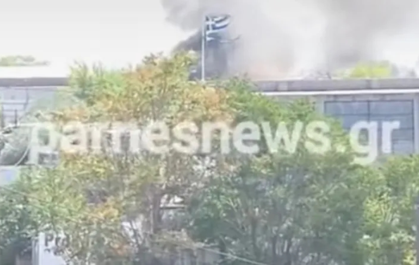 Φωτιά σε αποθήκη μονοκατοικίας στο Μενίδι